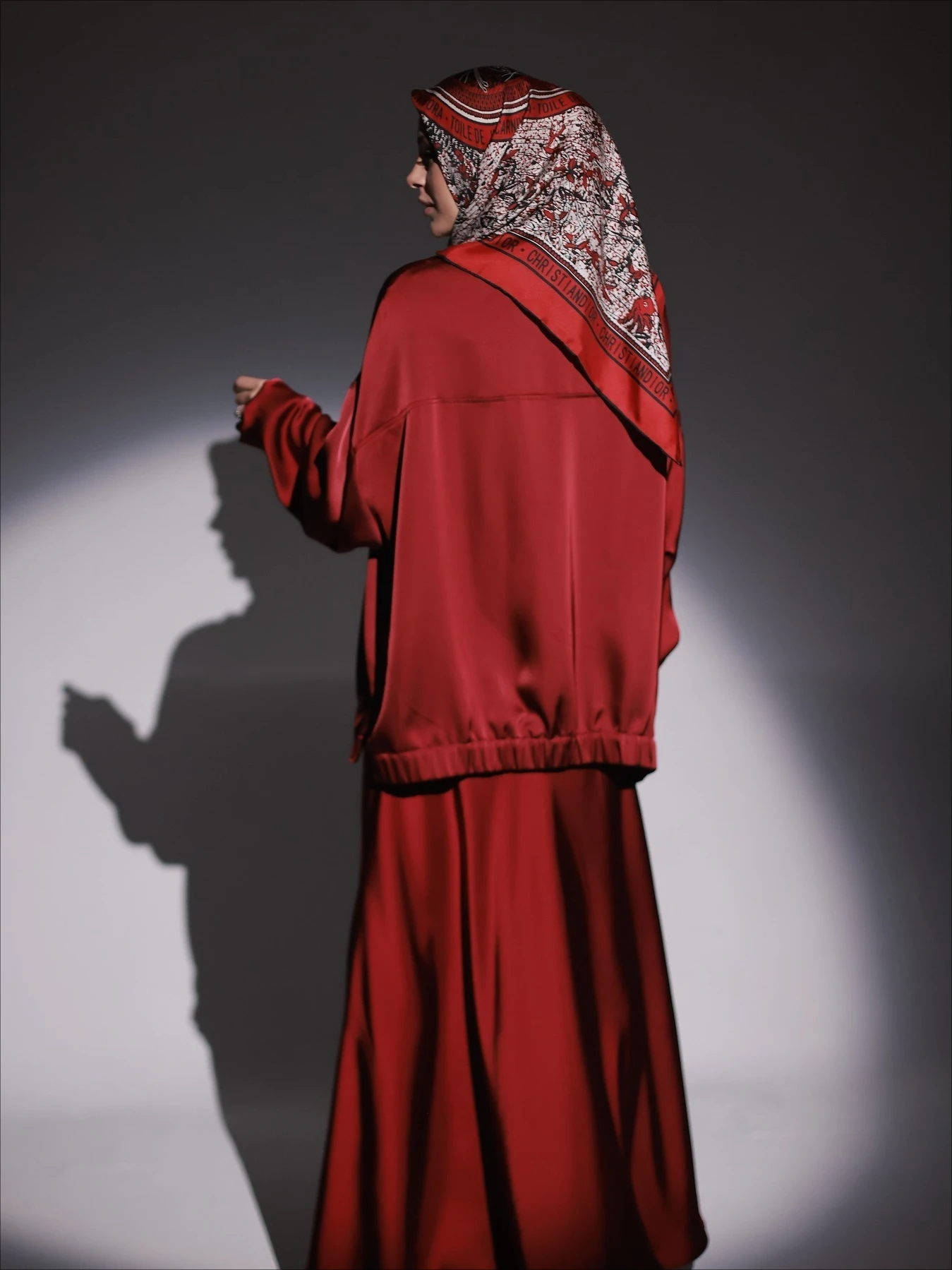 ชุดมุสลิมซาติน 2 ชิ้นชุดสตรี Abaya Musulman Ensembles อาหรับยาว Robe ดูไบ Kaftan Vestidos Jalabiya Ramadan Eid