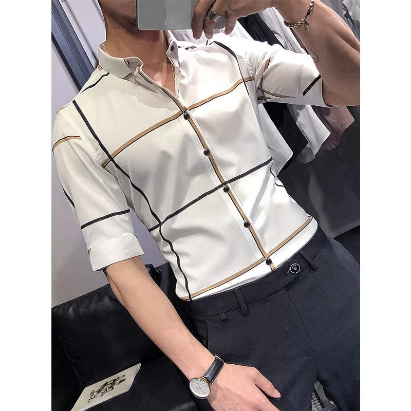 

2023 Summer New Men's Stripe Design Fashion Shirts Breathable Silk Smooth Business Casual Shirt Half Sleeve Men