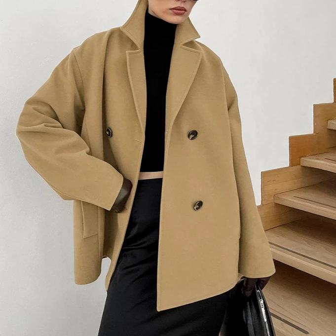 

2026 Woolen Coat Mid-length Loose Thickened Brown Double-breasted Woolen Jacket for Commuting Women's Clothing