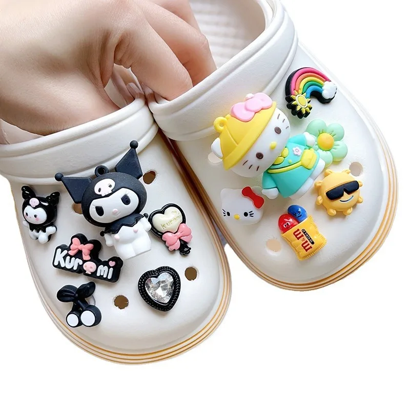 

Sanrio Hello Kitty Shoe Buckle Kawaii Kulomi Cinnamon Dog Anime Accessories Shoes Flower Shoes Charm Children's Gifts