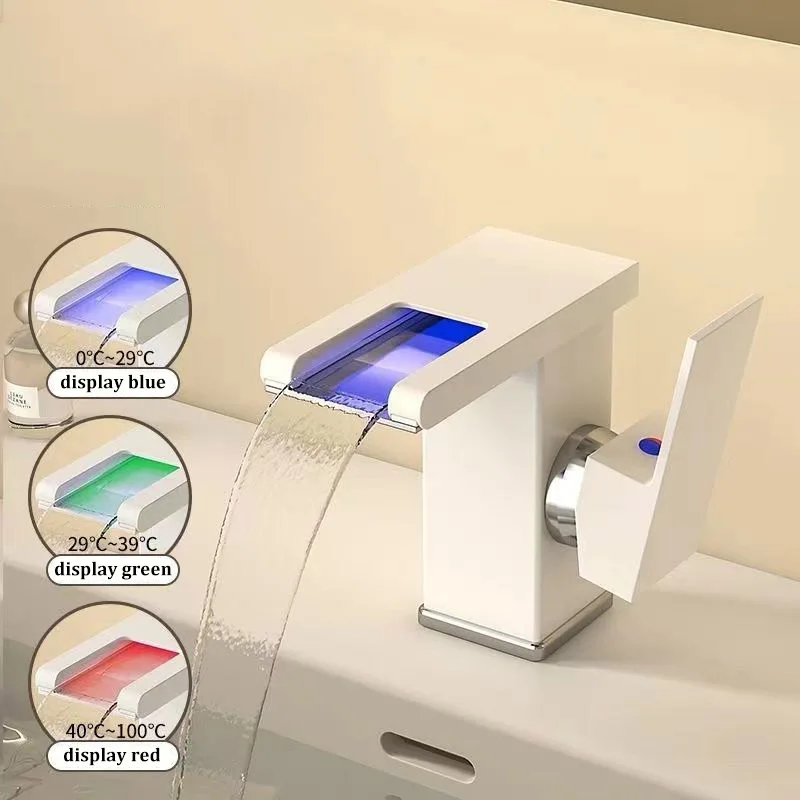 Wastafel Watervalstijl Volledig koperen LED-licht Lichtgevende kraan Badkamer Boven aanrecht Wastafel Huishoudelijke warm- en koudwaterkraan