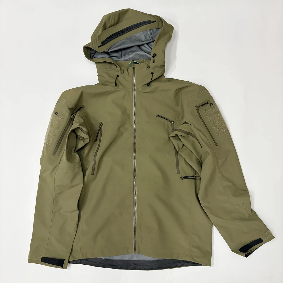 Outdoor Tactical Gen2 Hardshell-Jacke, winddicht, wasserdicht, atmungsaktiv und verschleißfest. – Detail 15