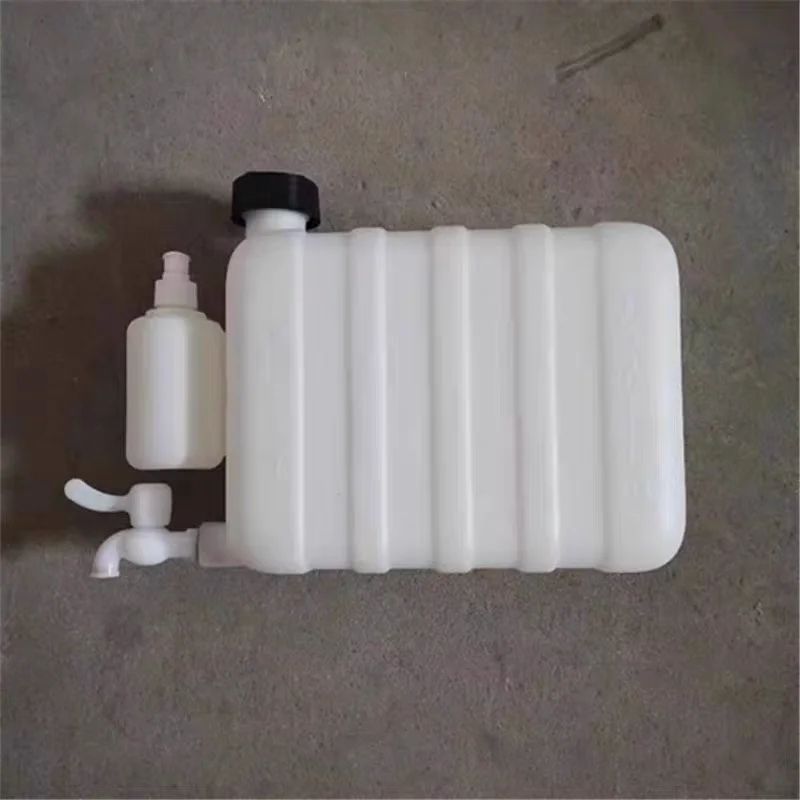 Plastic Water Storage Tank with Hand Soap Bottle for Truck RV Car Hand Washing Portable Water Jug