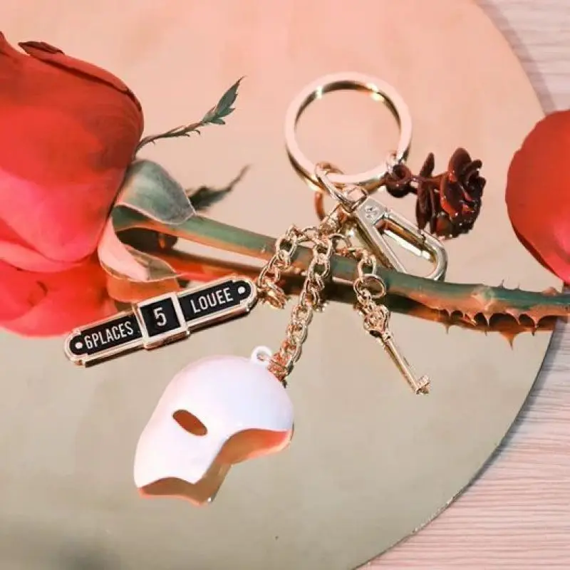 أوبرا فانتوم المفاتيح للنساء كيرينغ حقيبة سحر قلادة سيارة Airpods صندوق مفتاح الملحقات هالوين