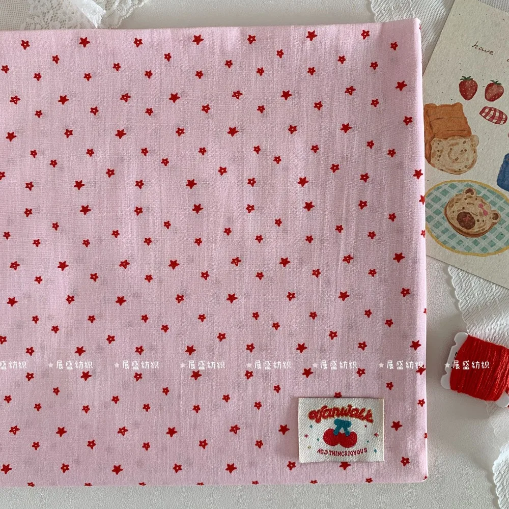 145x50cm 40s Reiner Baumwollstoff Rot mit Blumen-, Karo-, Punkten- und Sternenmuster für DIY Kinderkleidung, Taschen, Puppenkleider, Nähstoff – Detail 3