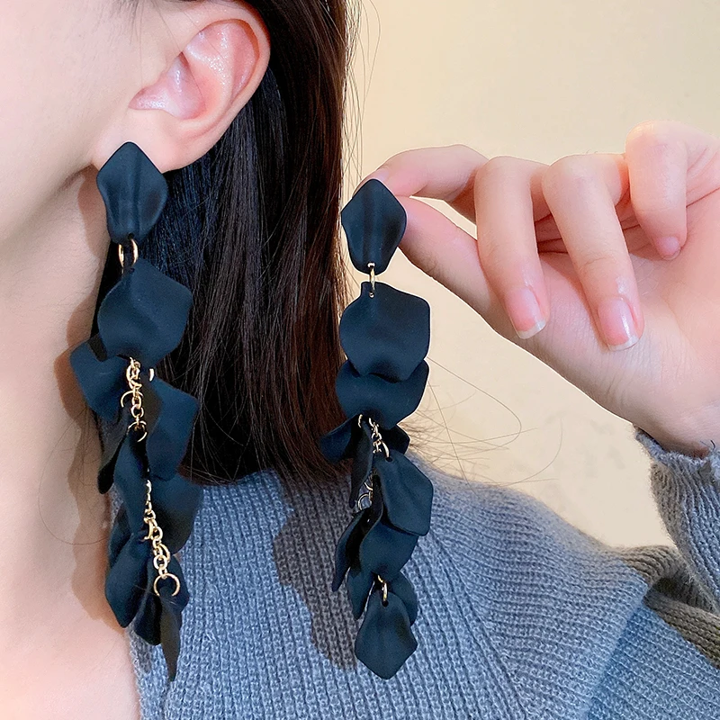 Acrylic Solid Color Rose Petal Flowers Long Tassel Dangle Earrings Women Vintage Exaggerated Temperament New Fashion Jewelry K