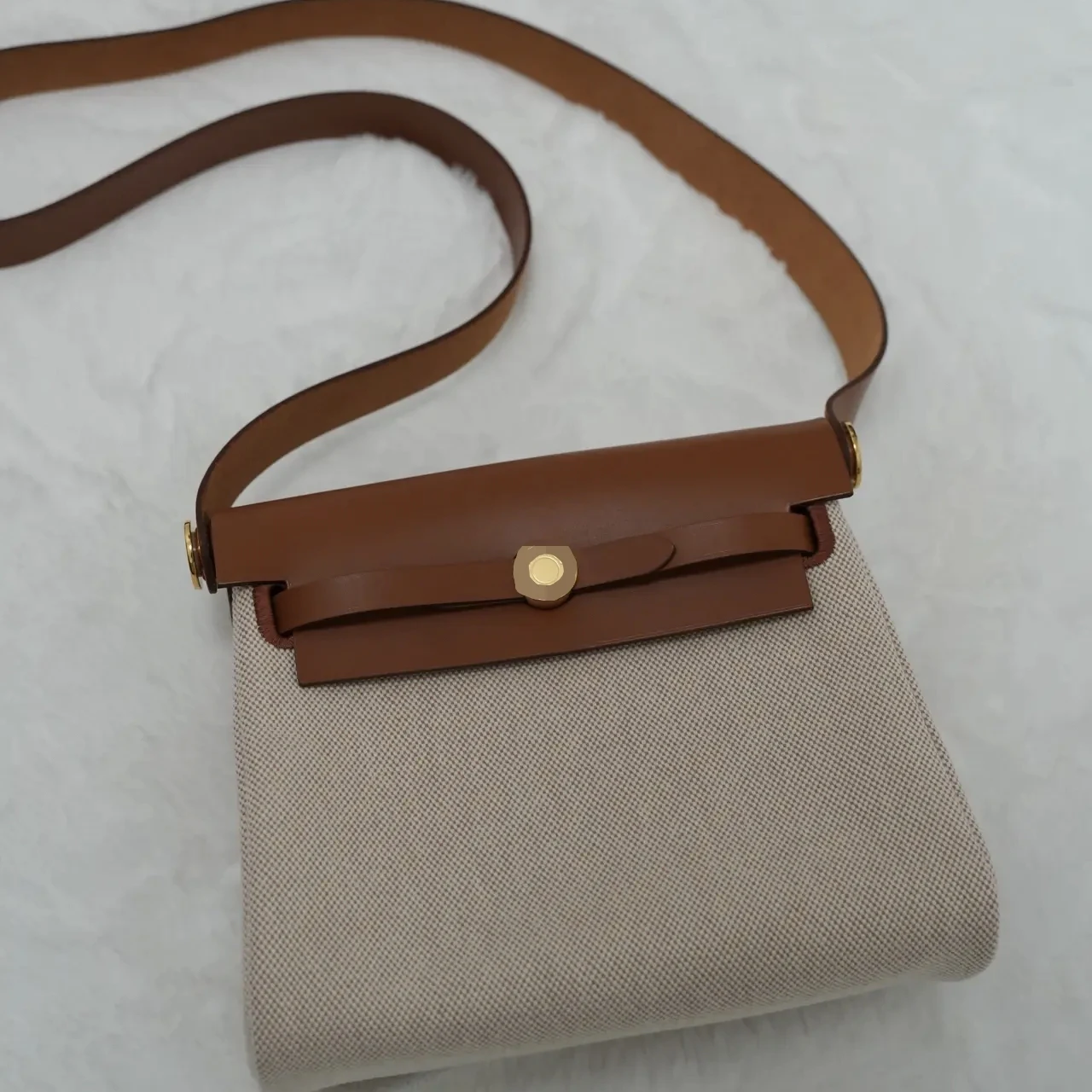 accessoires-de-sac-en-acier-inoxydable-faits-a-la-main-style-universel-sac-pour-femme-nouveau-modele-zip20-par-h-home-design-ergonomique