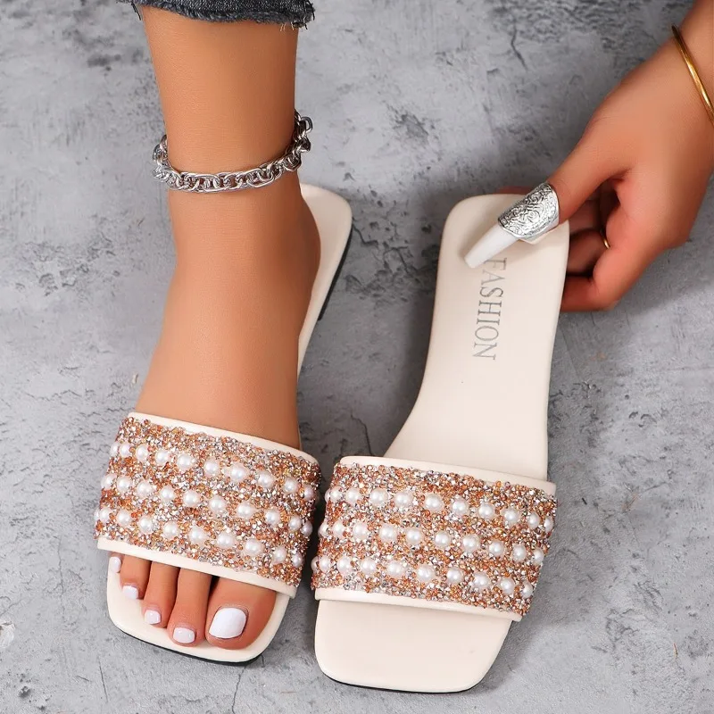 

2024 New Summer Sparkling Rhinestone Flat Women's Slippers Fashion Outdoor Open Toe Comfortable Casual Women Plus Size