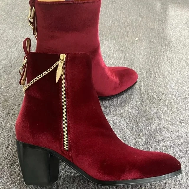 Men Suede Ankle Boots Gold Chain Black Red Velvet Pointed Toe High Heel Shoes Luxury Genuine Leather Side Zipper Chelsea Boots