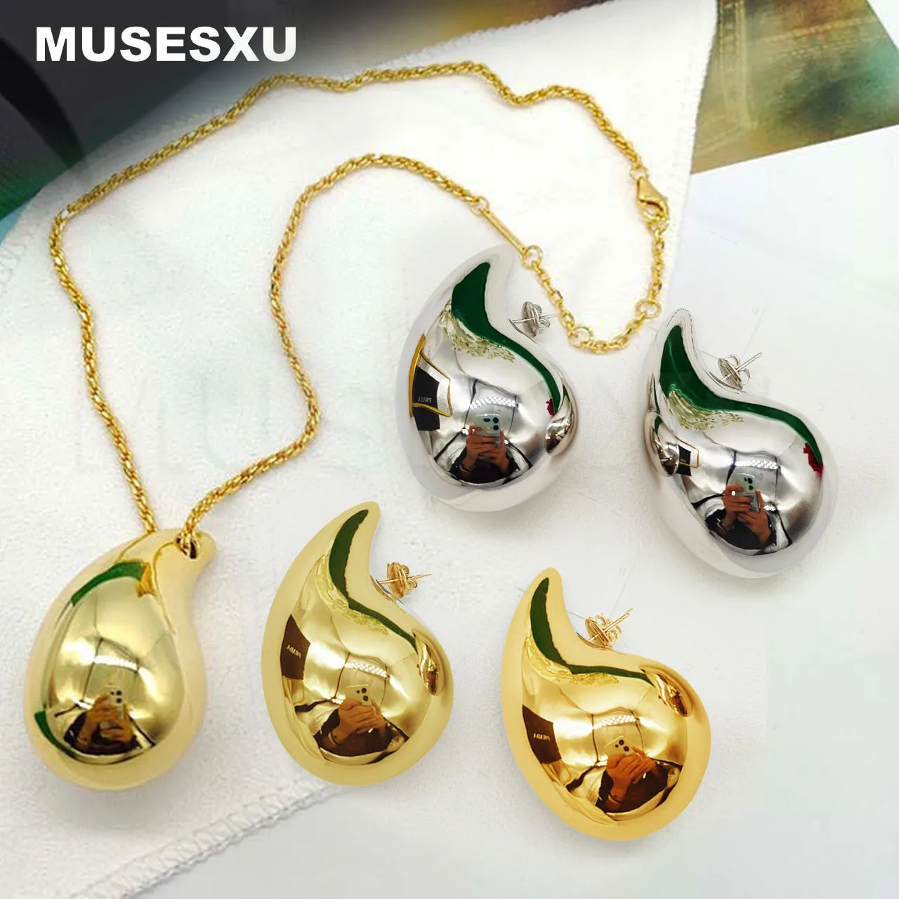 Jewelry & Accessories Leisure Sports Style High Quality Crescent Droplet Shape Bracelet & Necklace For Woman's & Men's Gifts