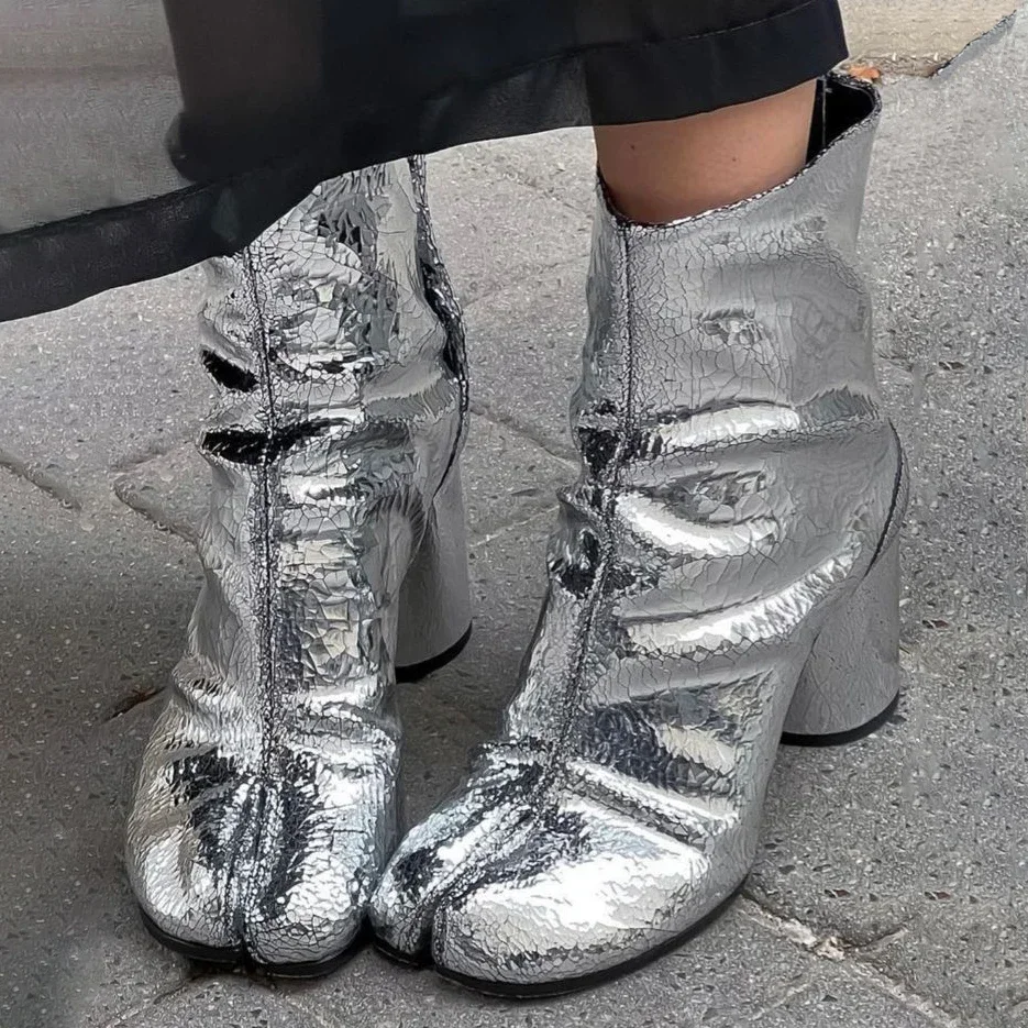 2024 Broken Mirror Silver Split Toe Tabi Shoes Genuine Leaher Ankle Boots for Women Luxury Brand Designer Chunky Heels Booties