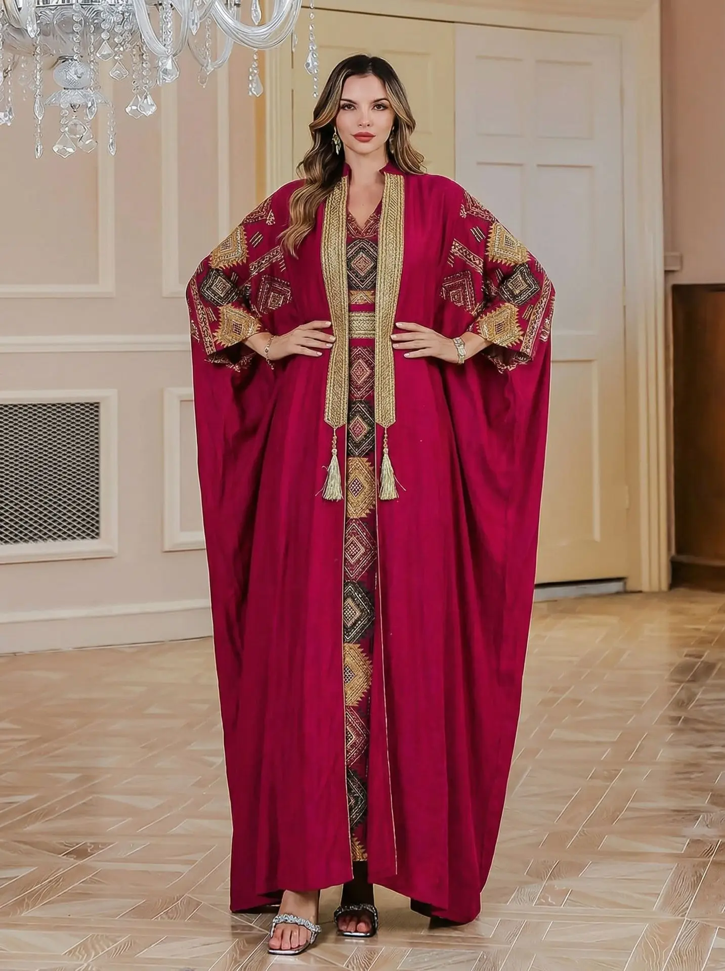 Dubai Robe Damen Muslimisches Luxusmode-Kleid Abaya Leichtes Luxus-Abendkleid Abaya bestickte Robe