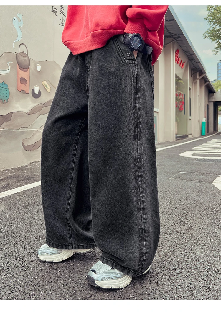 Frühlings- und Herbst-Kinderjeans in Schwarz, lockere gerade Hosen für Jungen, weite Denim-Hosen für Teenager. – Detail 6