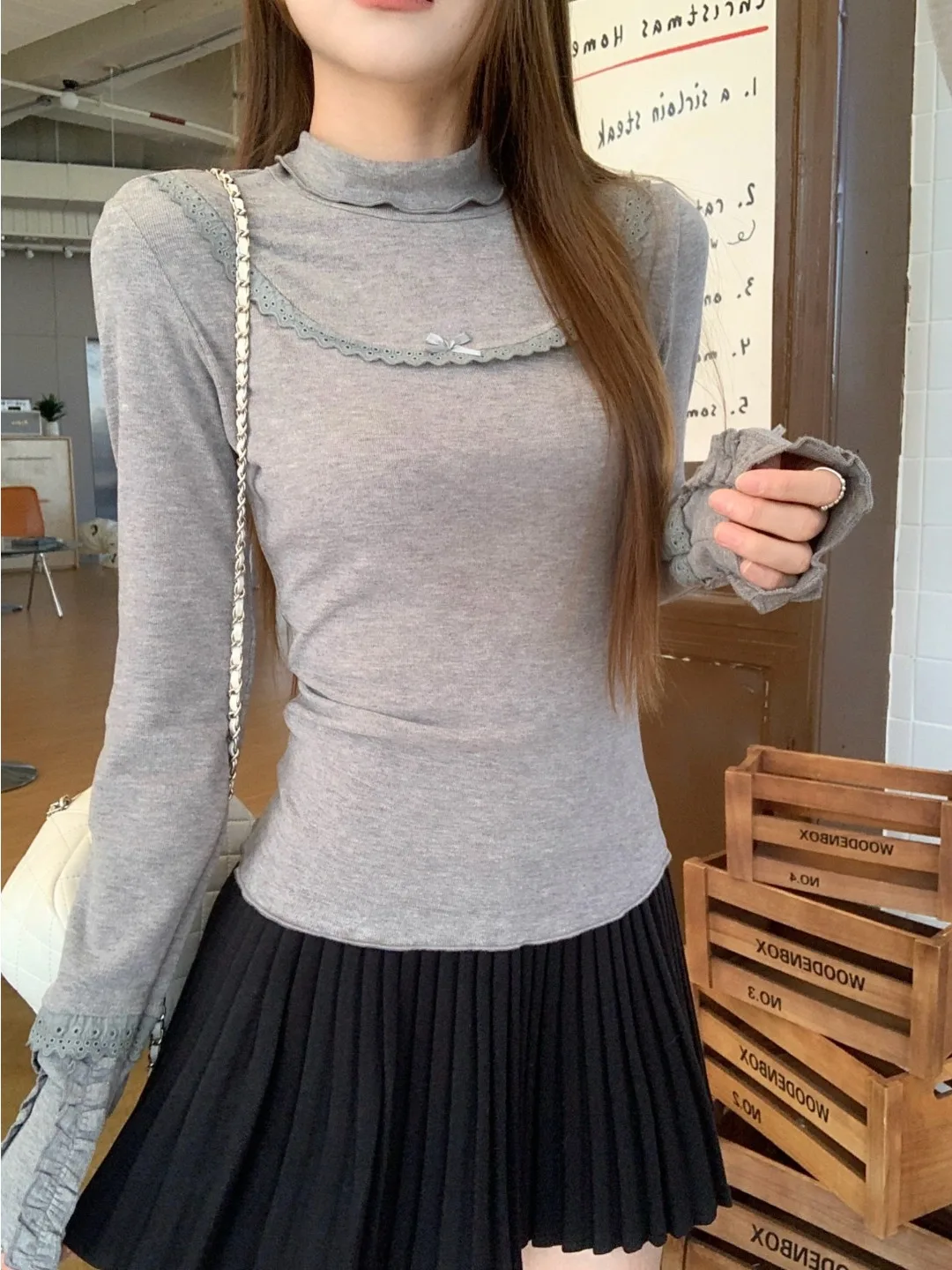 Elegante Maglietta Coreana da Donna a Maniche Lunghe, Aderente, con Collo Alto, Base Interna, Top Invernale con Fascia in Vita