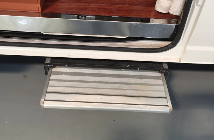 

RV modified electric pedal V80 middle door pedal