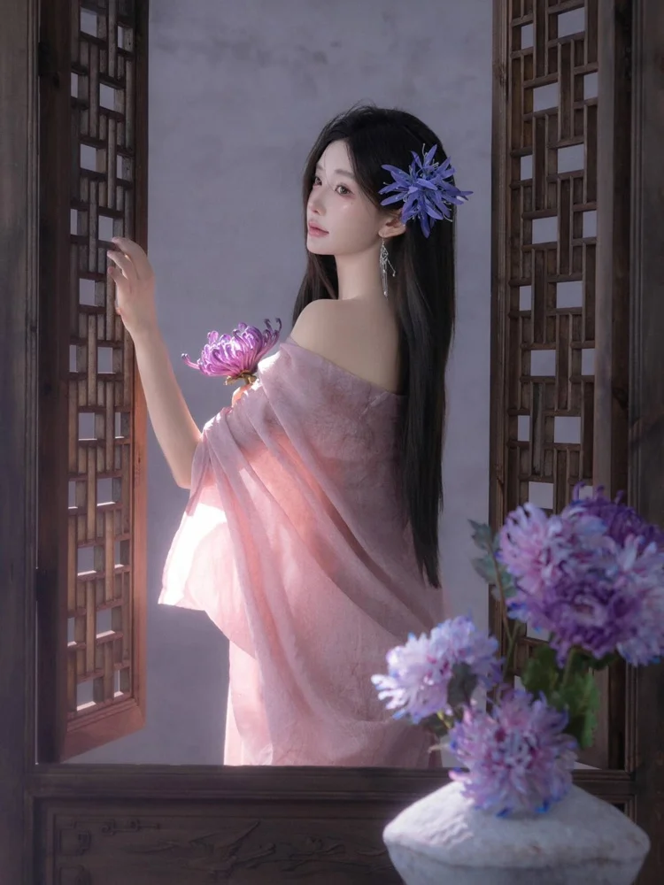 

2026 Studio New Lady Pure Desire Atmosphere Cold Sensation Chinese Style Portrait Personal Photography Clothing