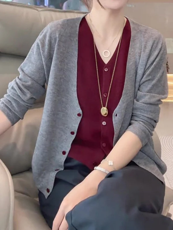 

plus Size Color Blo Knitwear Women's Early Spring Slimming Design V-Ne Long Sve Top Loose Fit Sle Button Closure