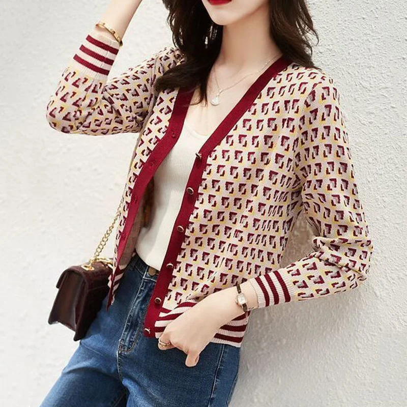 Autumn New Fashion Printing V-neck Long Sleeve Sweater Coat Women Clothing Fashionable Plaid Knitting Cardigan Ladies Top Tee