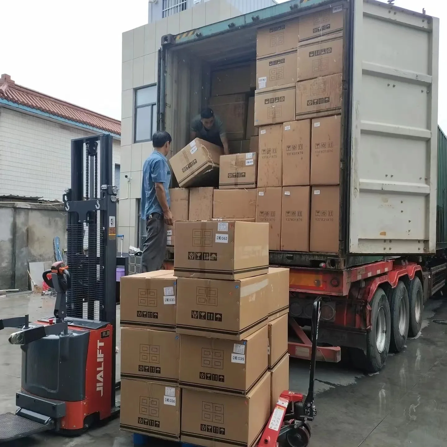 المصابيح الخلفية LED من خلال الأضواء الخلفية لـ Lxus RX 350 330 450h 350 2009-2015