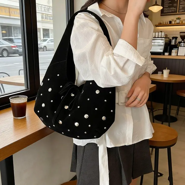

2026 New Studded Vintage Underarm Bag Large Capacity Adjustable Shoulder Bag,Boho Chic Retro Designer-inspired for Work Commute