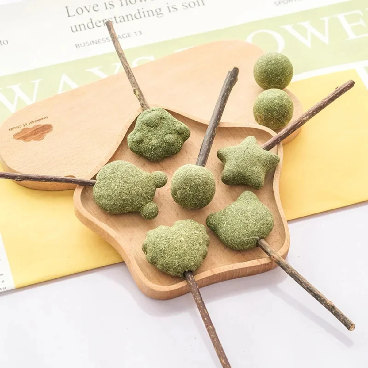 Pet Catnip Toys Cat Mint Ball Edible Catnip Ball Safety Healthy Cat Mint Cats  Chasing Game Toy Products Clean Teeth view 5