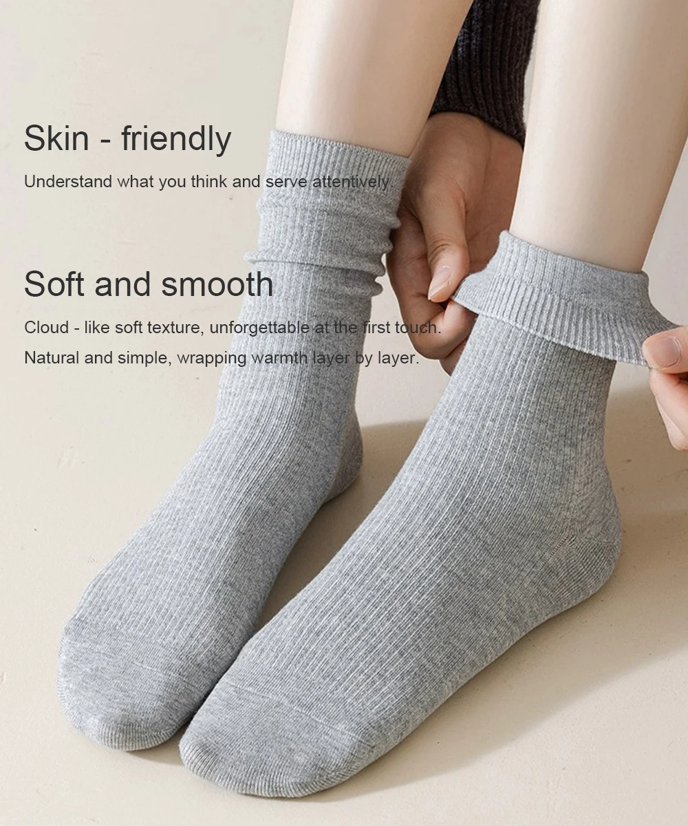 

Essential Women's Cotton Socks Seamless Soft Slouchy Middle Tube Socks Classic&Versatile Casual High-Quality Socks White