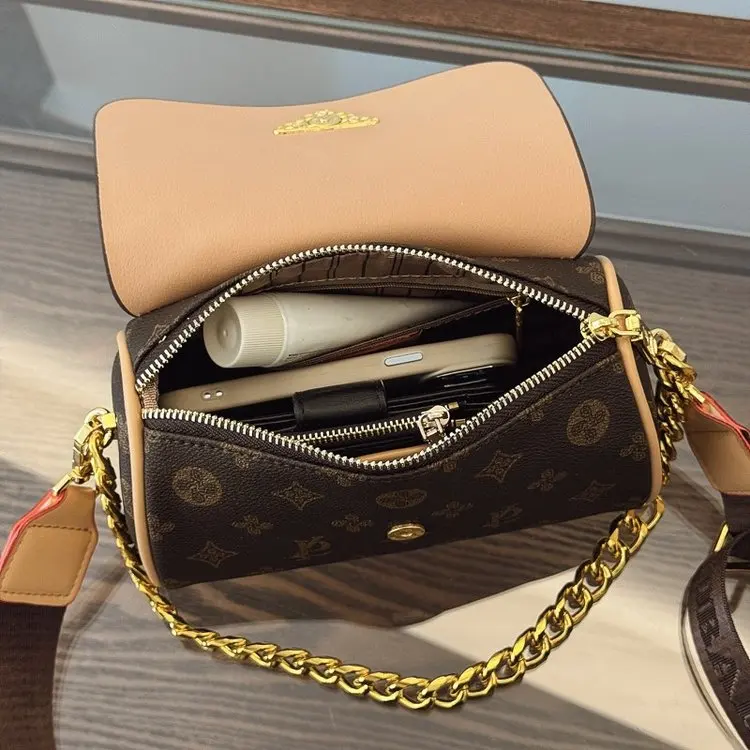 

Chic Designer Diaper Bag For Women Elegant Crossbody Bag Luxury Leather Tote Minimalist Vintage With Ample Storage Room