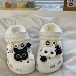 Dijes de zapatos con agujero de gato blanco y negro, accesorios de hebilla de zapato, globo de perro, zapatos de bricolaje, decoraciones de flores 3D