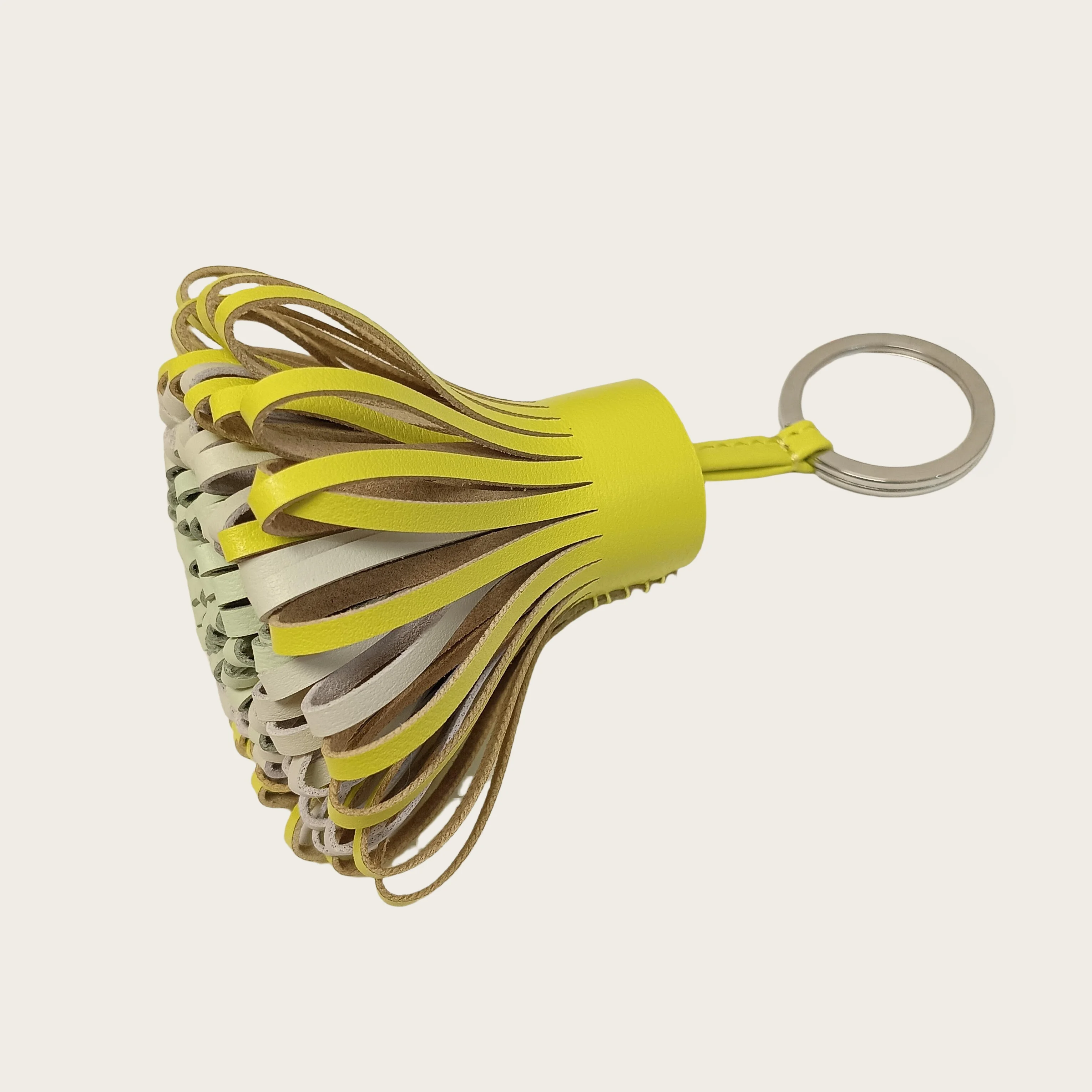 

Винтажный подвесной шар с одним цветком, импортная натуральная кожа из овечьей кожи, сшитая вручную кисточкой, брелок с цветными блоками, 2025, подвеска-сумка