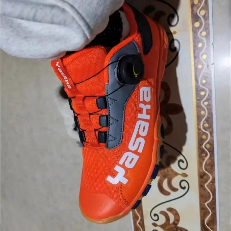 2026 Best Selling Badminton Shoes Man Anti-Slip Table Tennis Shoe Quick Lacing Tennis Men Shoes Top Quality Indoor Court Shoes
