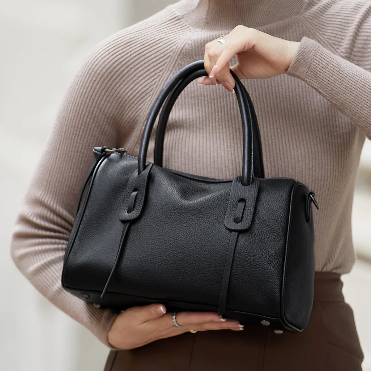 2026 NEW Boston Genuine Leather Woman Bags HOT Cow Skin Tote Bag Luxury Pillow Shape Real Leather Bags Fashion Style#SC1675