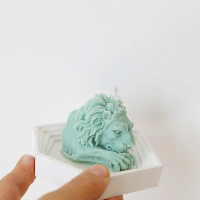 Lion Candle Silicone Mold for candle making Retro DIY Handmade Aromatherapy Gypsum Mold Chocolate Cement Soap Mold