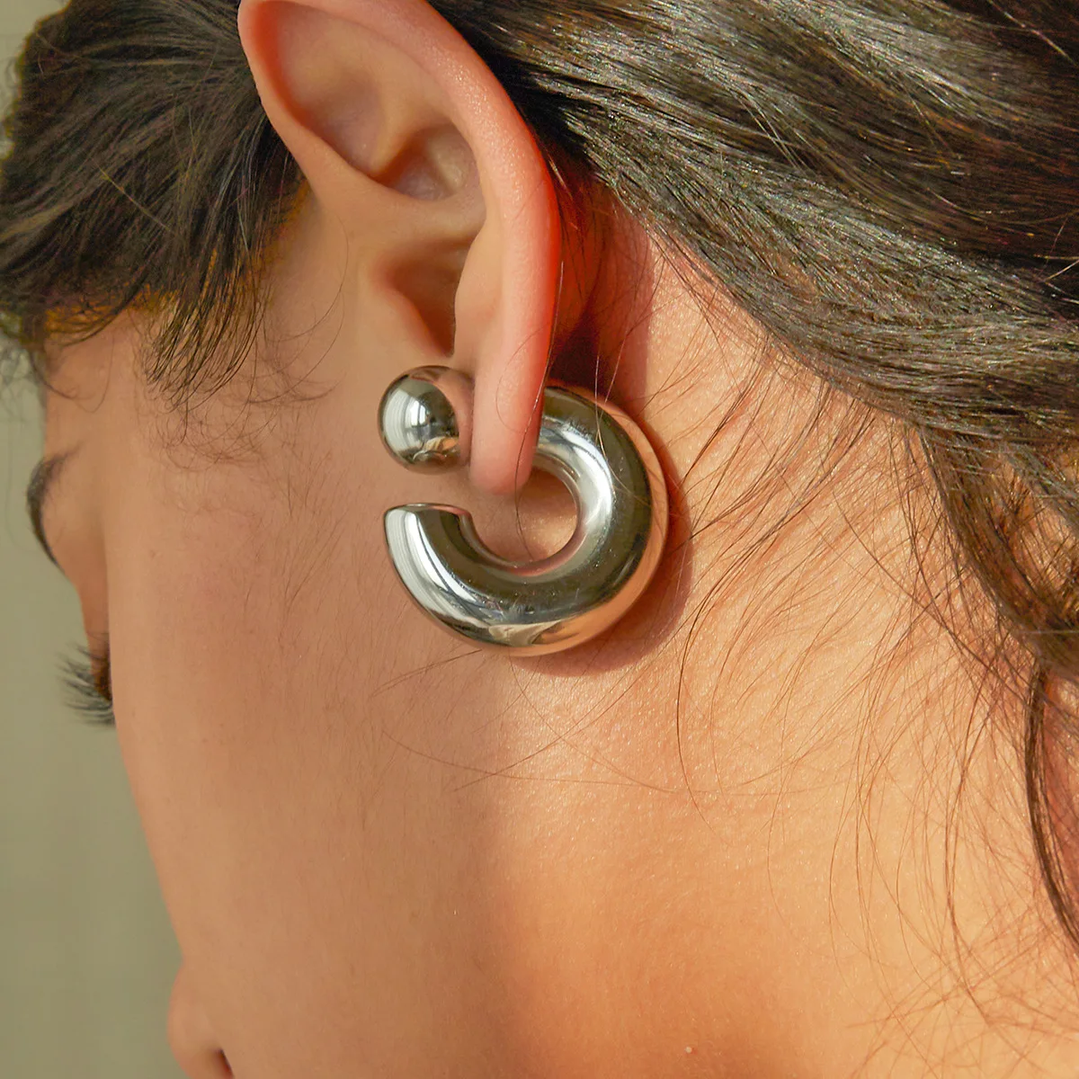 Vintage Metal C Shape Hoop Earrings for Women Girls Minimalism Gold Silver Color Round Thick Chunky  Earrings Jewelry