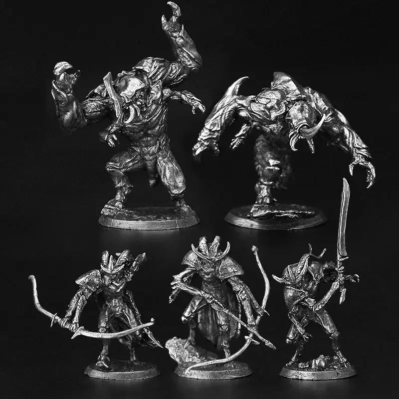 Dungeon Thri-kreen Gravorg Umber Hulk Metal Models Fighting Form Armored Warrior Evil Figurines Miniatures DIY Decoration