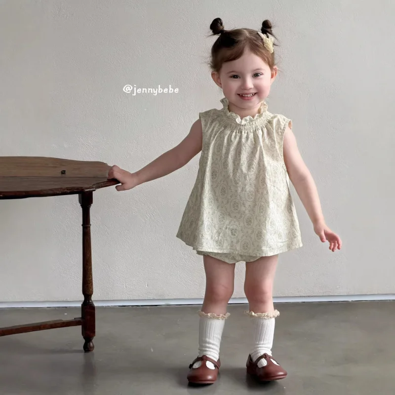 

jennybebeSummer new baby two-piece set for girls: elaborate ruched doll shirt, tank top, and shorts