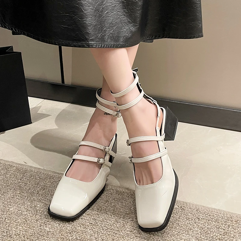 2024 Summer Design Women Sandal Fashion Narrow Band Dress Square Heel Shoes Ladies Outdoor Patent Leather Mary Jane Shoes