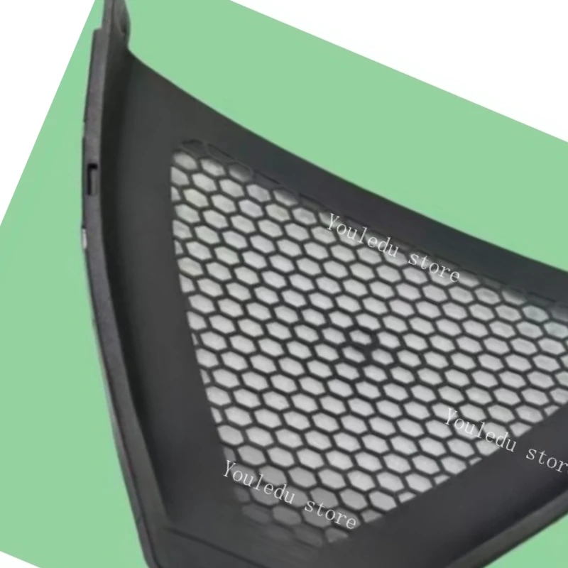 

Подходит для QJ400GS-16S 421, левая и правая большая соединительная пластина крышки, большая нижняя пластина, крышка переднего диффузора двигателя.