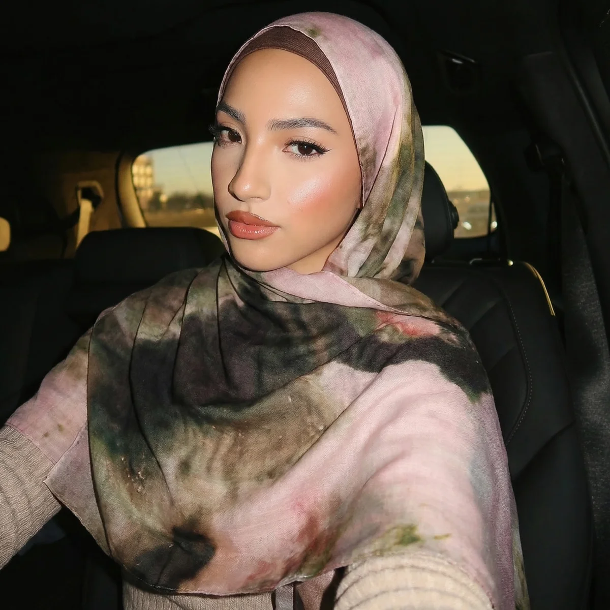 

Новый женский акварельный хиджаб-шарф, бандана, повязка на голову, винтажный роскошный пляжный платок 180 см, богемные мусульманские аксессуары 2026