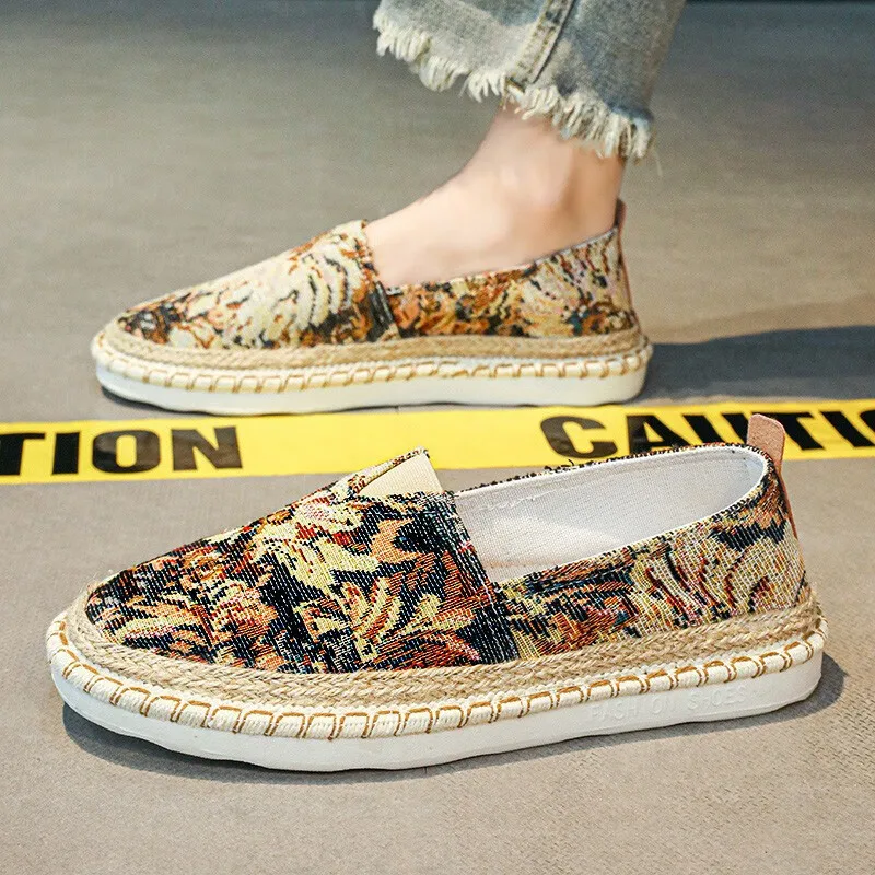 Spring Shoes for Men Canvas Casual Shoes Trend Flowers Print Slip-on Loafers Cool Flat Fisherman Shoes
