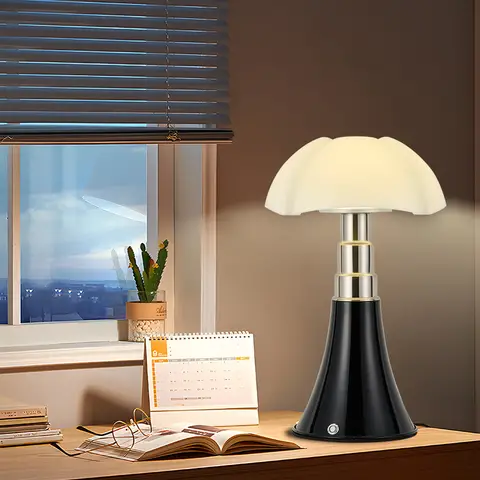 Italy Designer Bauhaus White/Black Petal Table Lamps LED Iron Art Glass Vintage Desk Lights  Living Room Bedroom Restaurant Bar