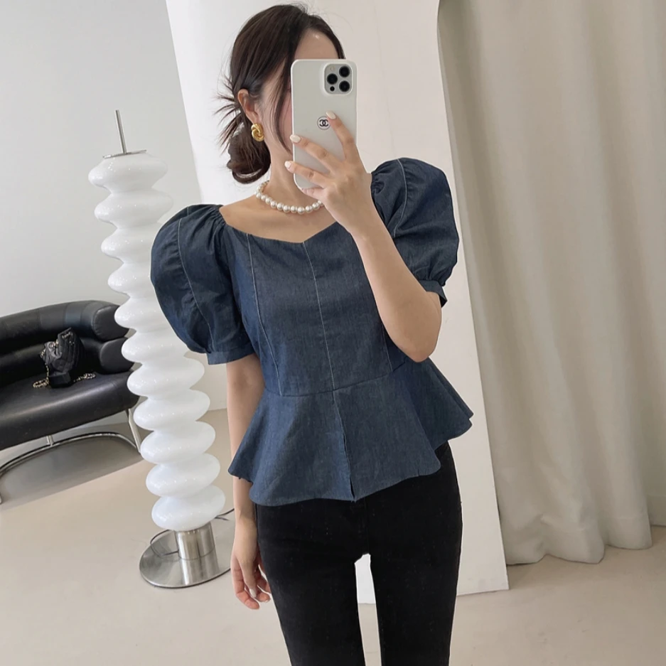 

Chic Sweet Shoulder Bared Bubble Sleeve Ruffle Hem Denim Shirt Women's Slimming Top Korean Style Regular Fit Medium Softness