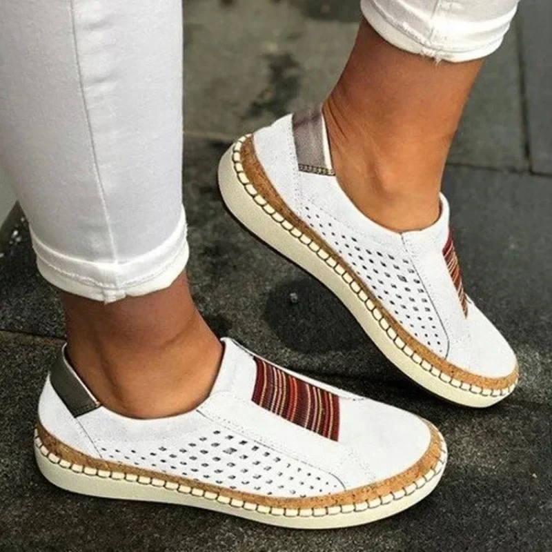 Zapatos vulcanizados de fondo plano para mujer, zapatillas transpirables huecas de ocio, moda de primavera y otoño