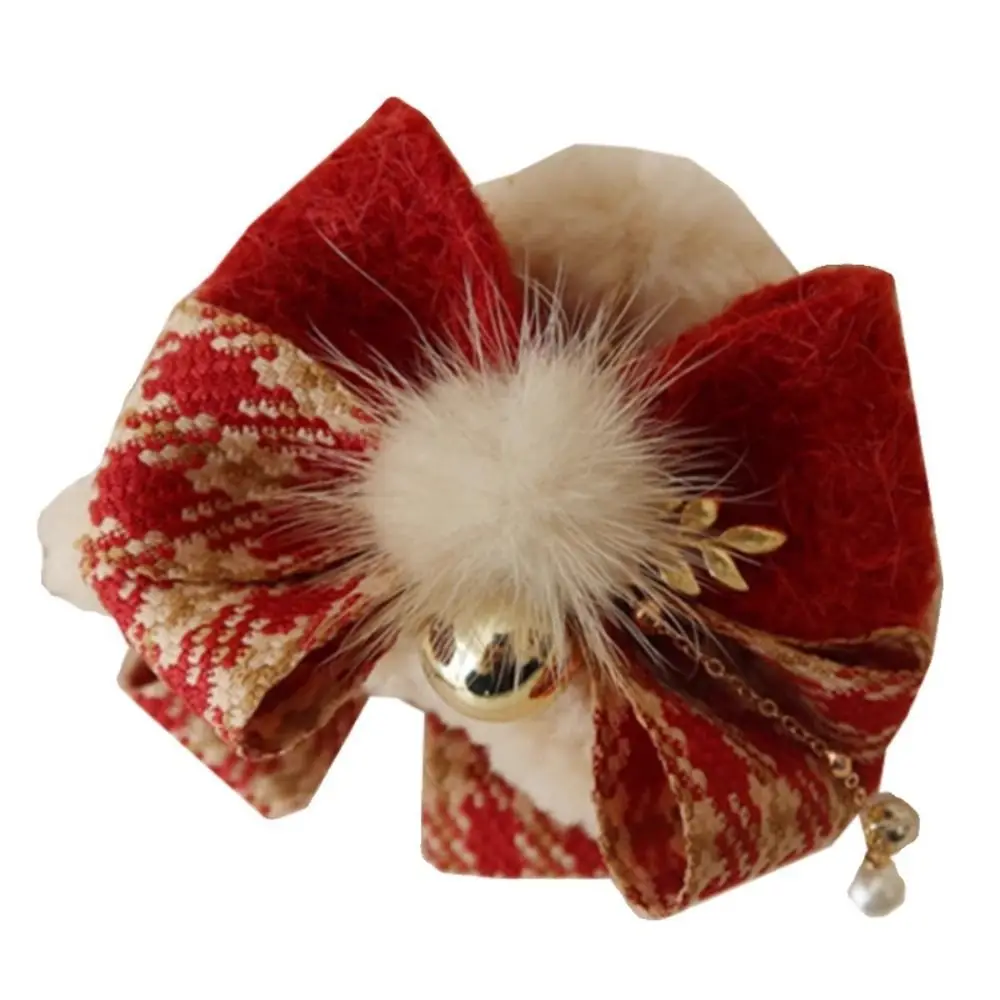 Fashion Bow Christmas Hair Claw Ball Tassel Winter Plush Claw Clip Headdress Ponytail Holder Christmas Shark Clip Ladies