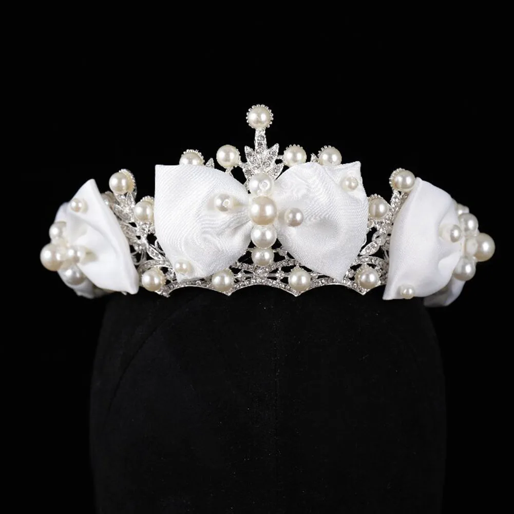 

Alloy Pearl Bowknot Crown Headband White Bowtie for Wedding Bridal Party Prom Photo Shoot Princess Costume Women