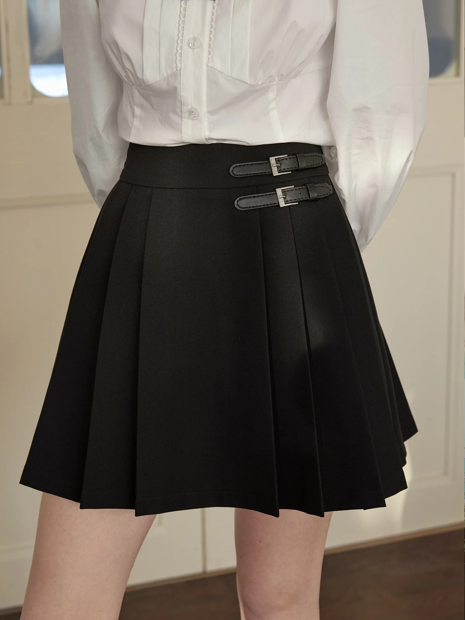 

Spring 2024 A-Line Skirt Women's Design Sense Pleated High Waist Hip Concealing f-length Skirts Polyester Fiber