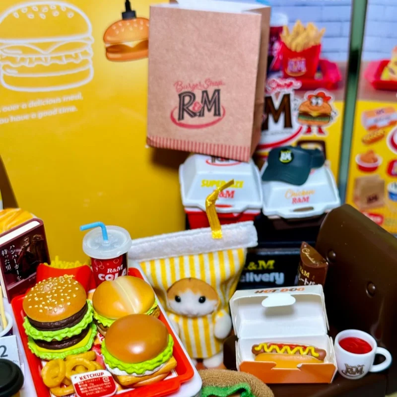 R & M-Burger Shop Miniature Scene Set, Food Play Figure, Trendy Play, Desktop Blind Box Ornament Collection, Original