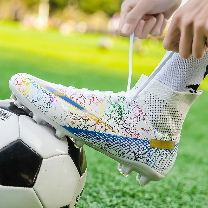 Sapatos de futebol de tornozelo alto para homens, botas de futebol antiderrapantes ao ar livre, grampos infantis