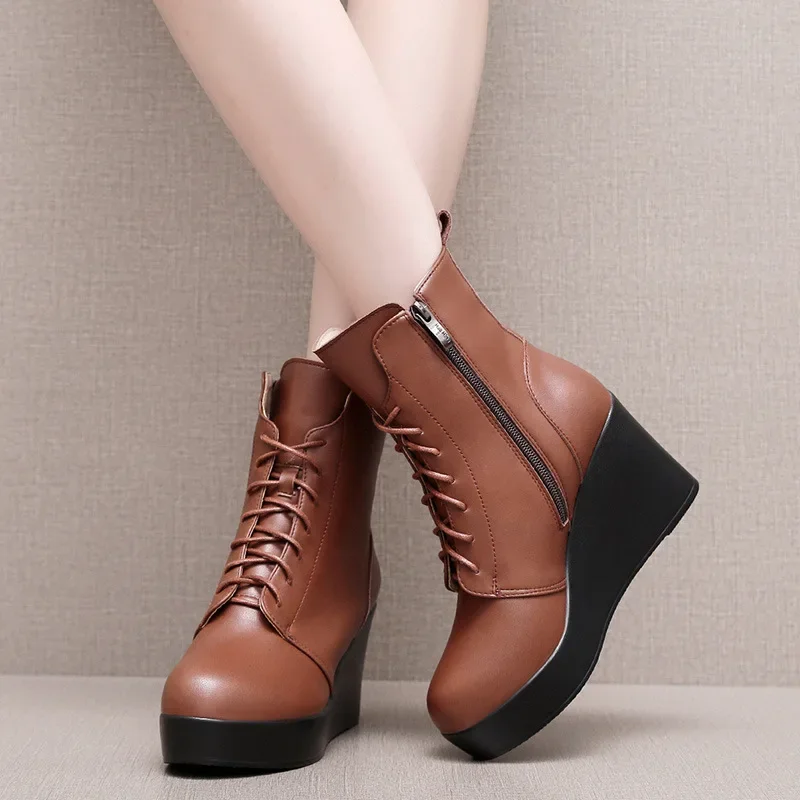10cm Small Size 33-43 Vintage Thick Bottom Platform Wedges Boots Winter 2025 Women\'s High Heels Ankle Motorcycle Boots Office