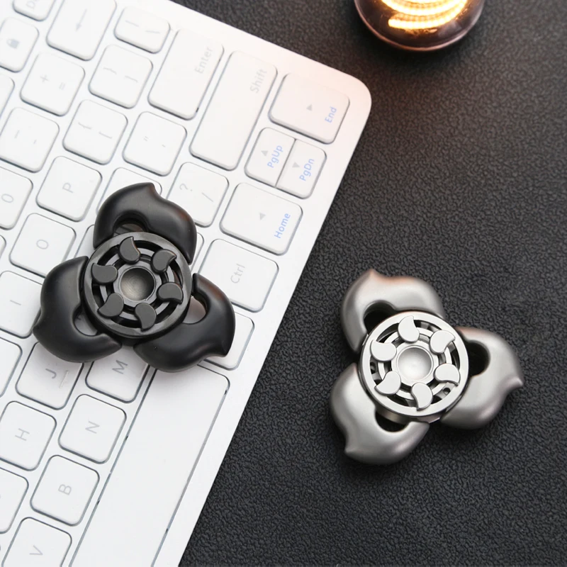Dou Kou Three-Leaf Fidget Spinner EDC Fingertip Spinner Stress Reliever Toy Anxiety Stress Toy Fidget Toy Adult Gift