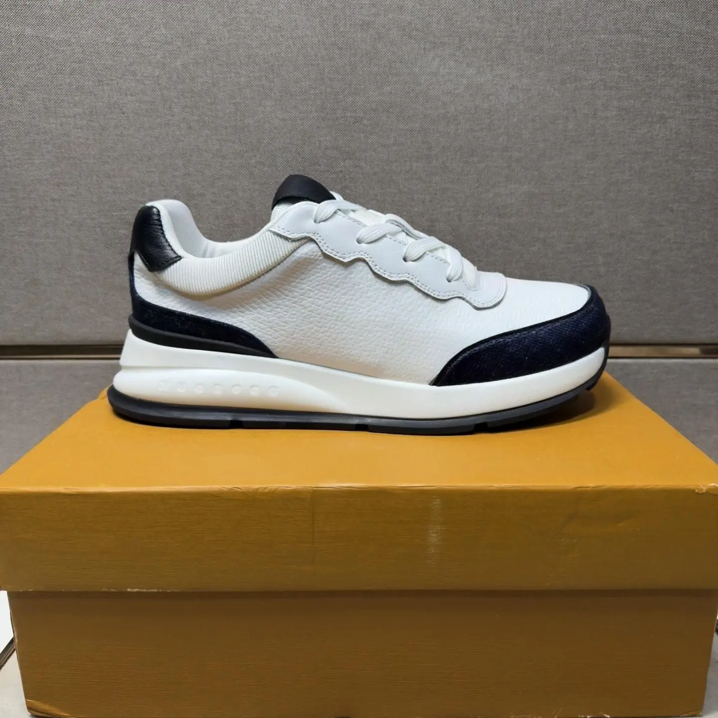 Unisex White Navy Color Block Running Sneakers, Faux Leather Wave Edge Panel Lace Up Thick Sole Casual Walking Shoes